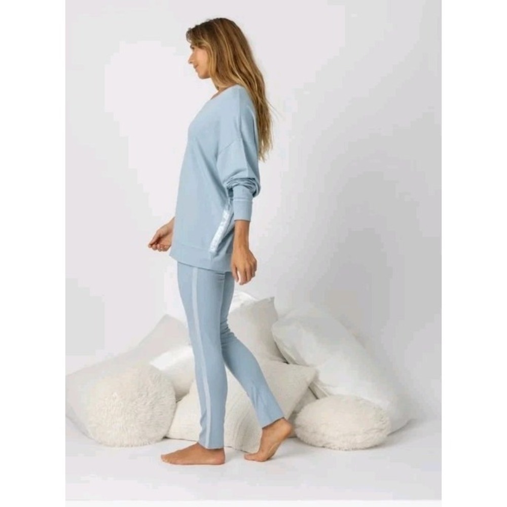 NWT PJ Harlow Pajama Lounge Set Taylor Top Tatum Bottom Morning Blue Women M 2pc